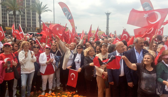 19 Mayıs'a ''Halk kutlaması''