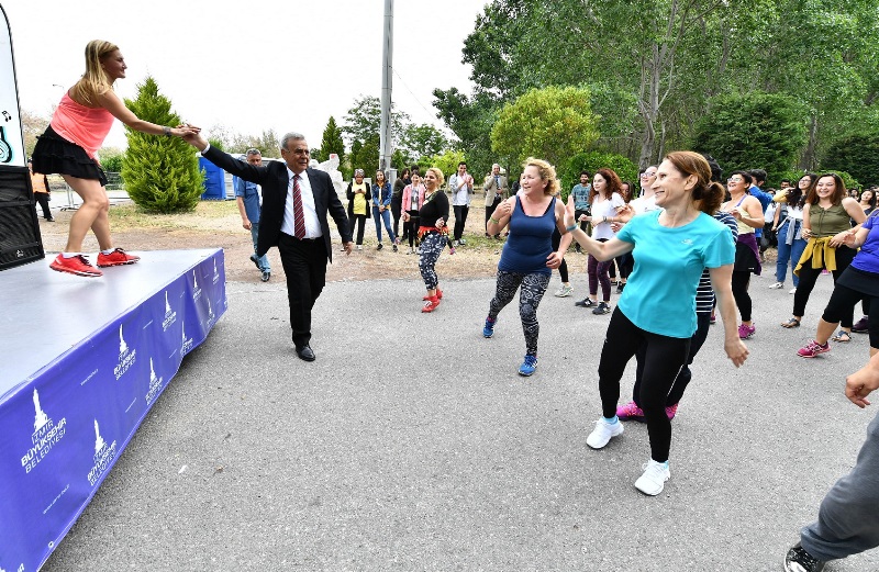 Gençlere Kocaoğlu sürprizi