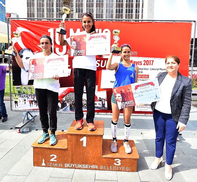 Ata için koştular