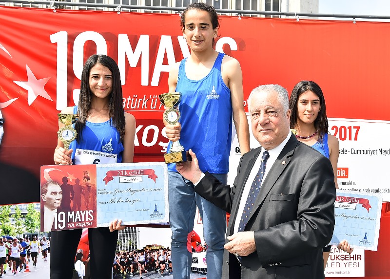 Ata için koştular