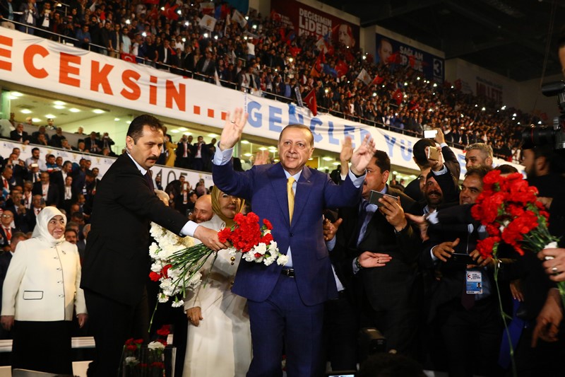AK Parti'de kongre günü...