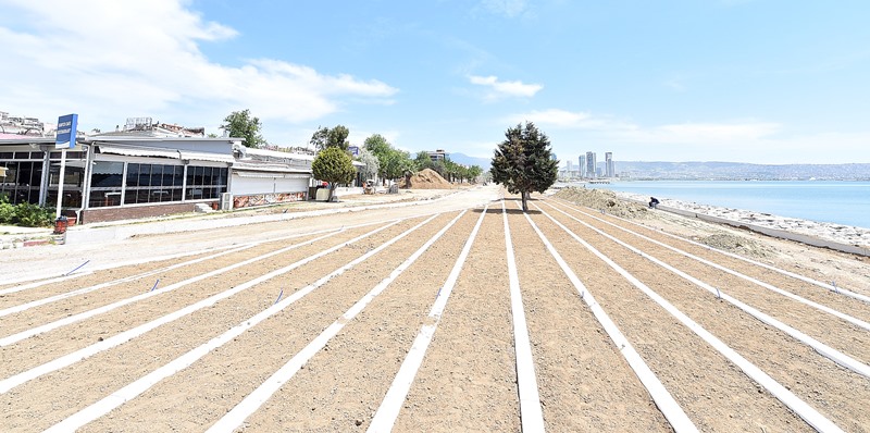 Bayraklı'ya altın dokunuş