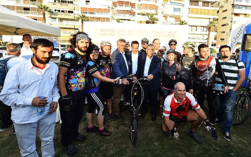 Başkanlar İzmir için pedal çevirdi!