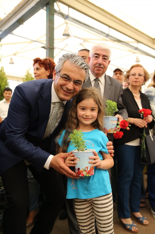 Karşıyaka'nın en renkli festival başladı