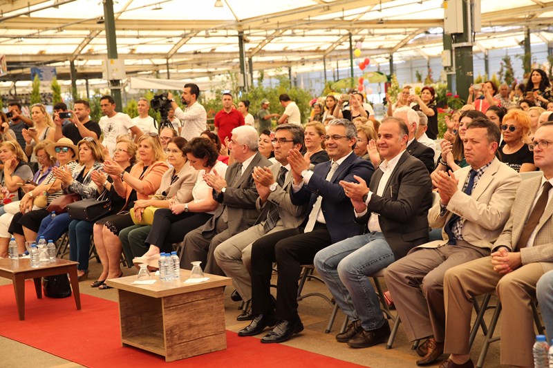 Karşıyaka'nın en renkli festival başladı