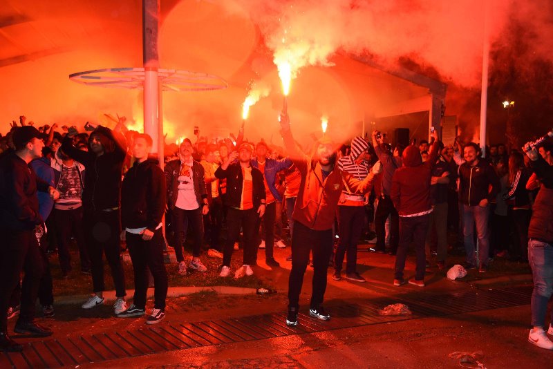 Bornova'da yağmur altında Göztepe coşkusu