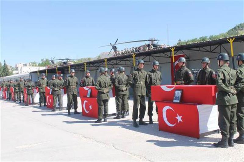 Şehitler son yolculuğuna uğurlanıyor
