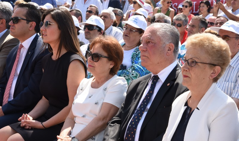 Bornova'da Aydoğan'ı duygulandıran vefa