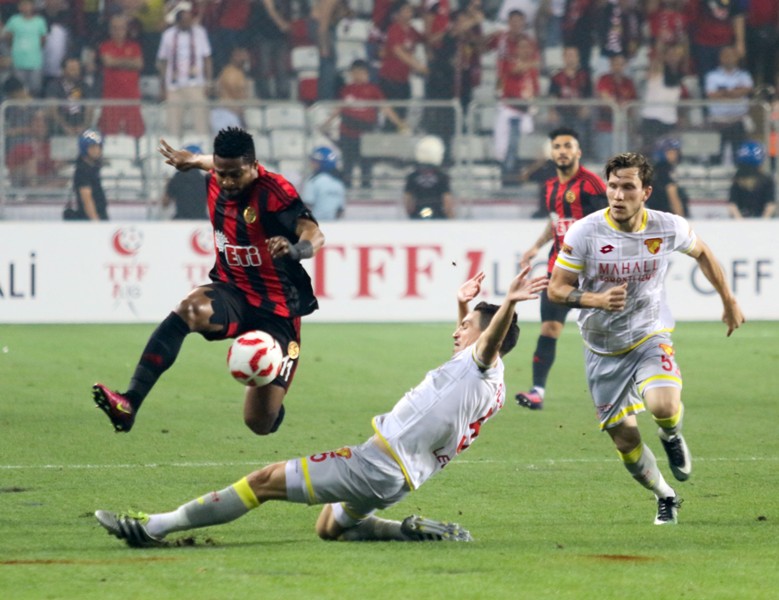 Göztepe Süper Lig’e yükseldi!