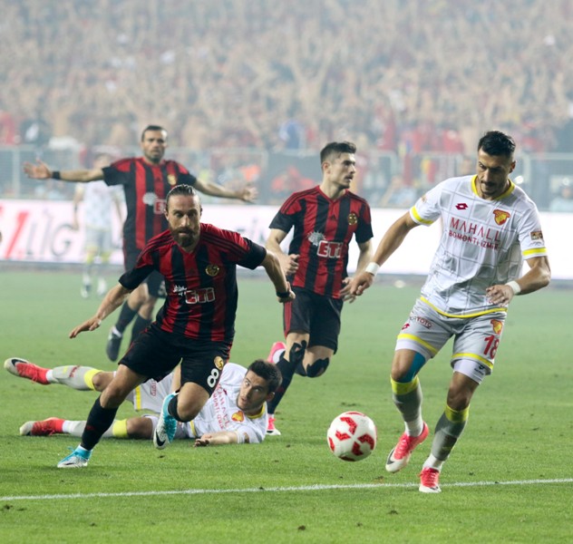 Göztepe Süper Lig’e yükseldi!
