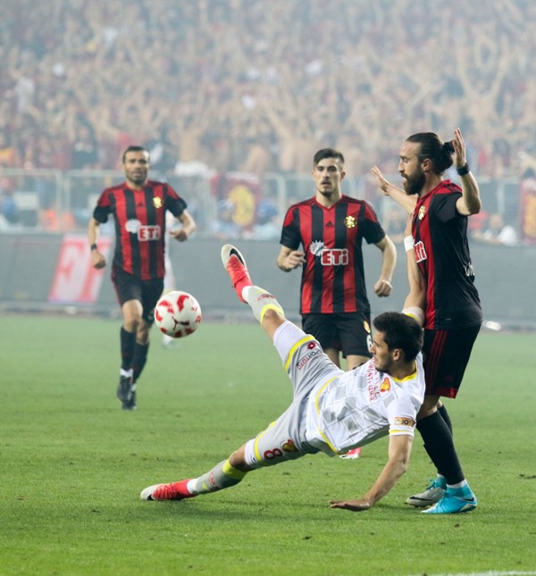 Göztepe Süper Lig’e yükseldi!