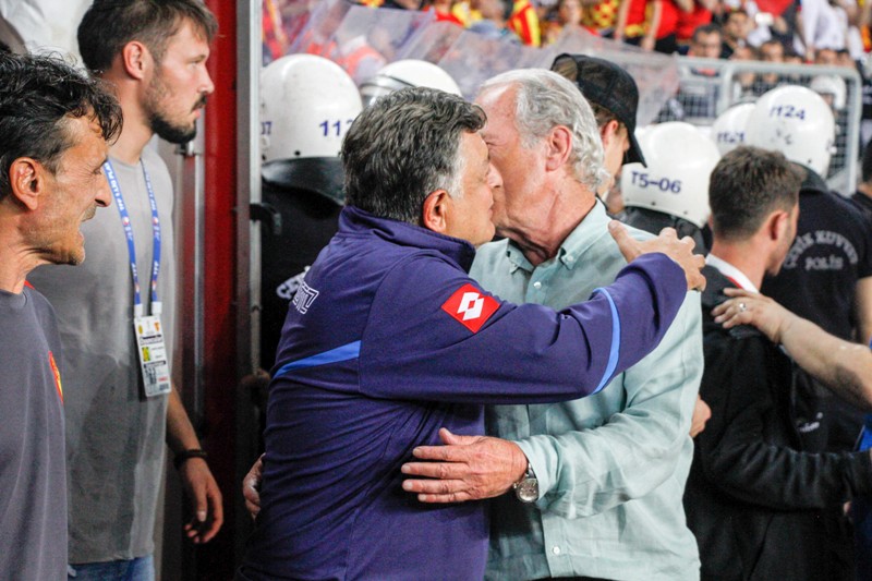 Göztepe Süper Lig’e yükseldi!