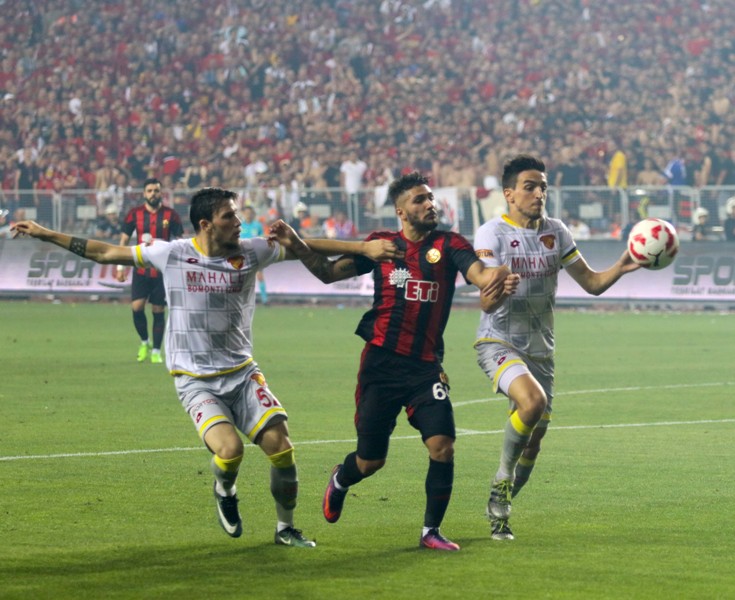 Göztepe Süper Lig’e yükseldi!