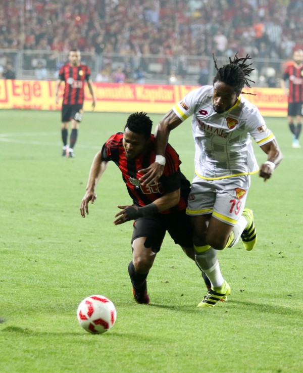 Göztepe Süper Lig’e yükseldi!