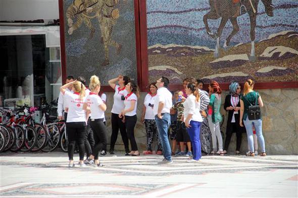 Deprem İzmir'de panik yarattı