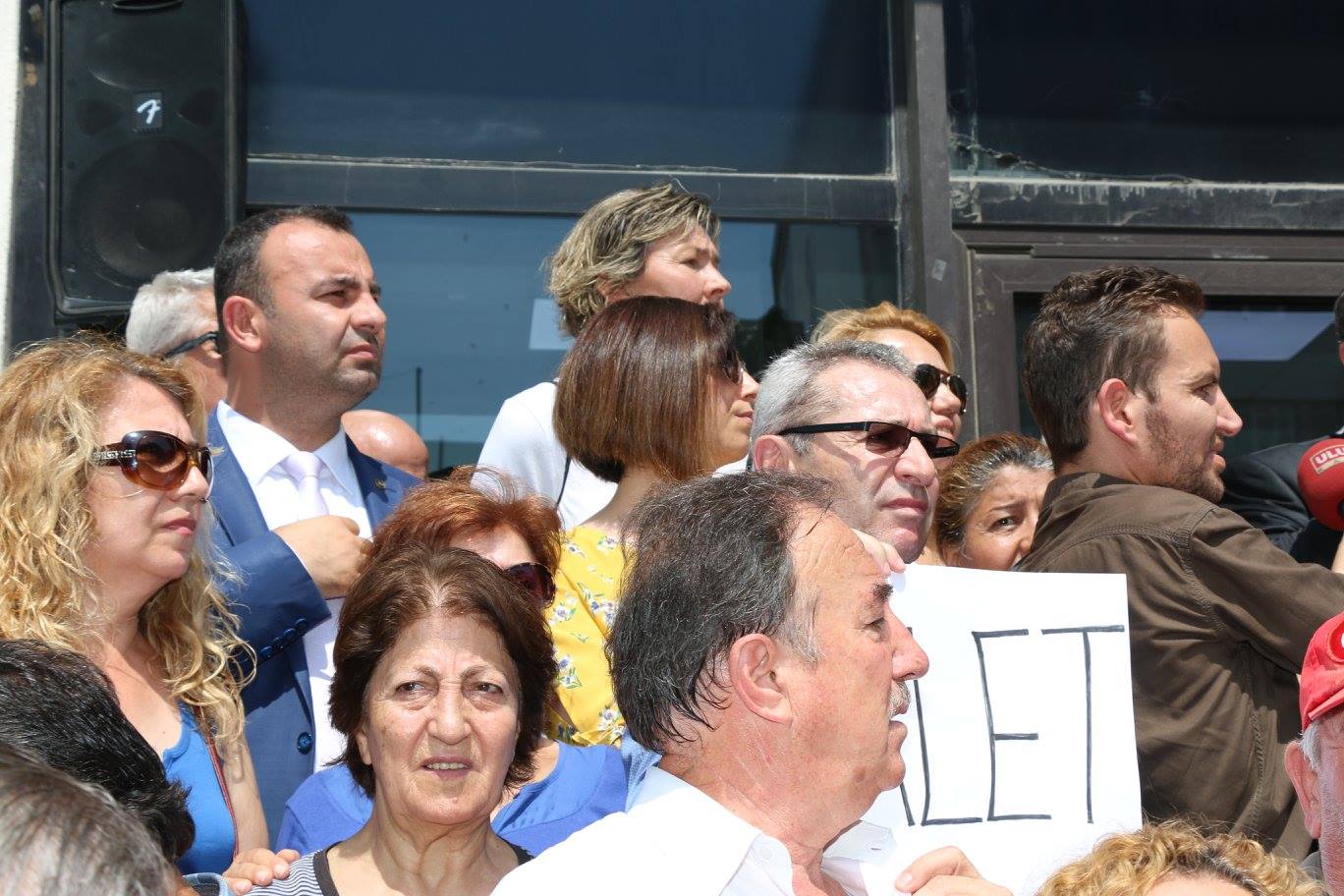 CHP 'adalet' için toplandı