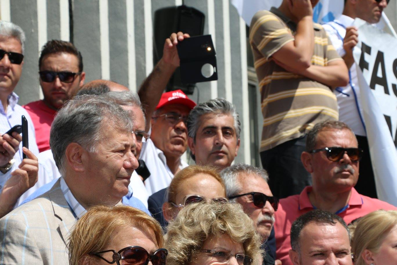 CHP 'adalet' için toplandı