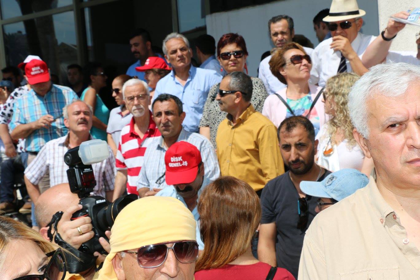 CHP 'adalet' için toplandı