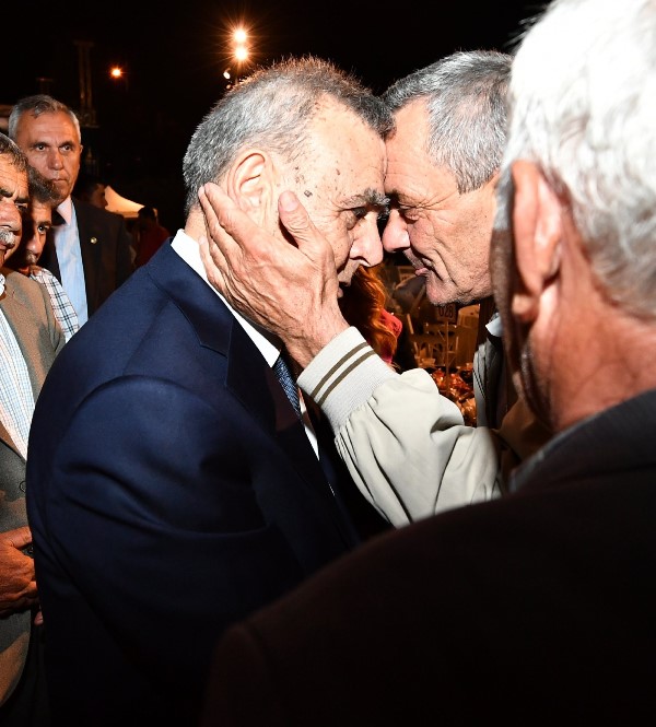 Kocaoğlu'yla özçekim yarışı