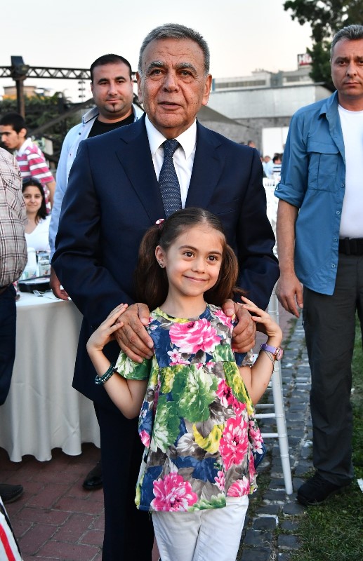 Kocaoğlu'yla özçekim yarışı