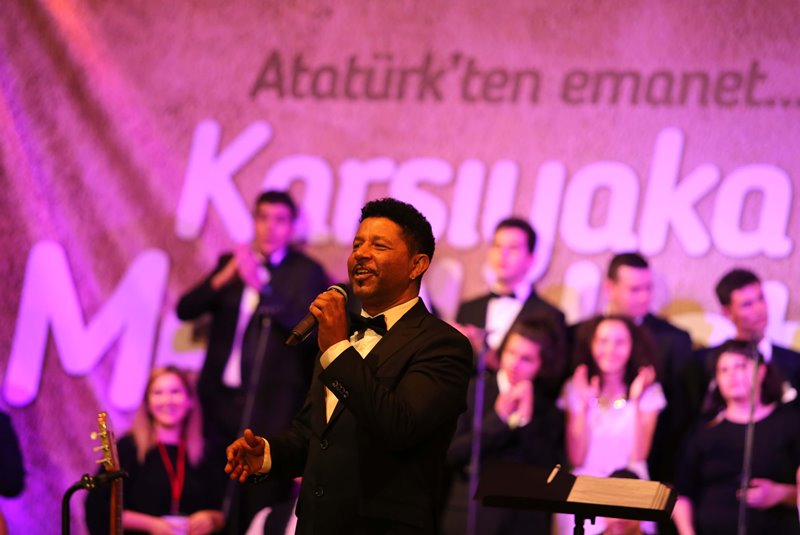 En büyük otizm korosu büyüledi
