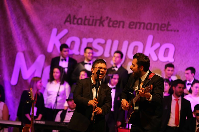 En büyük otizm korosu büyüledi