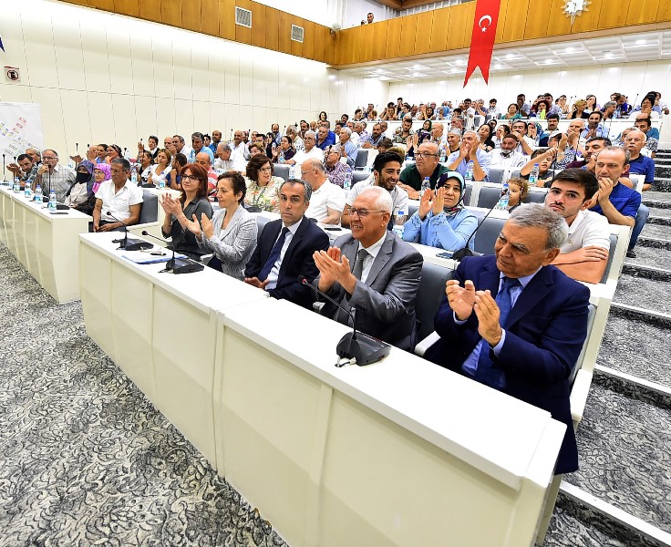 Uzundere'de yüzler gülüyor