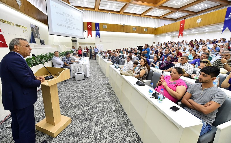 Uzundere'de yüzler gülüyor