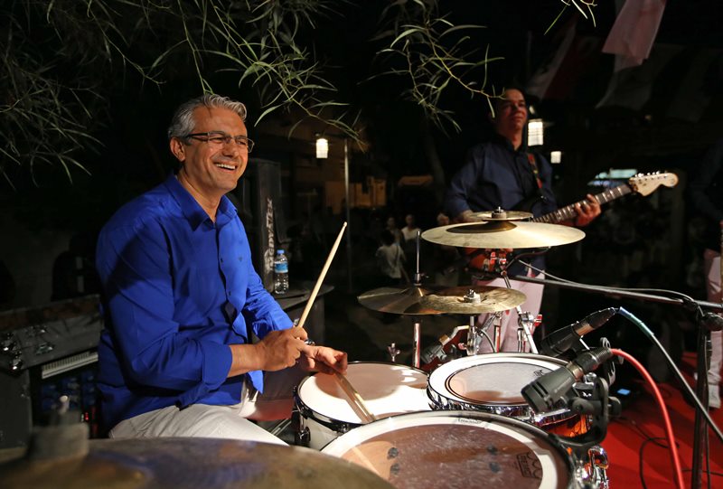 Karşıyaka’nın parklarında ‘konser’ zamanı