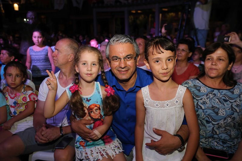 Karşıyaka’nın parklarında ‘konser’ zamanı