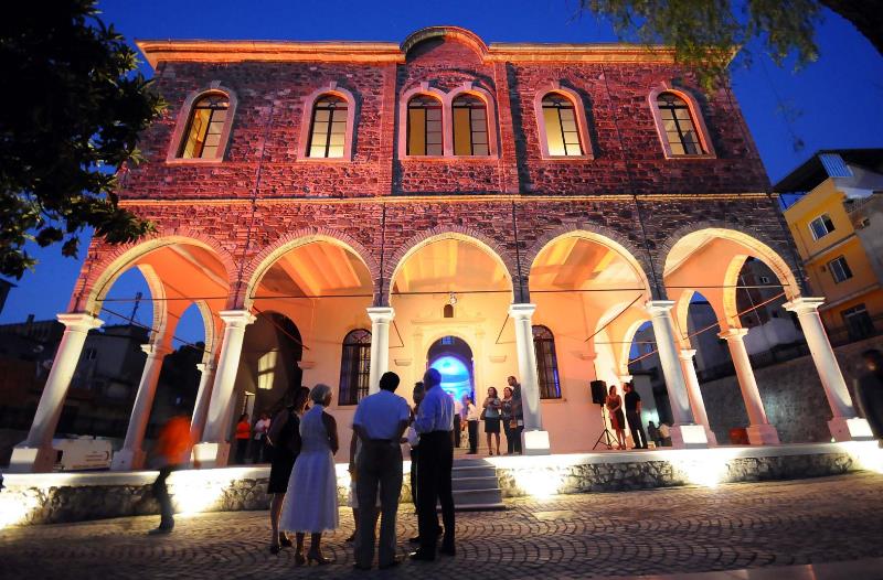 İzmir 'Tarih' yazıyor