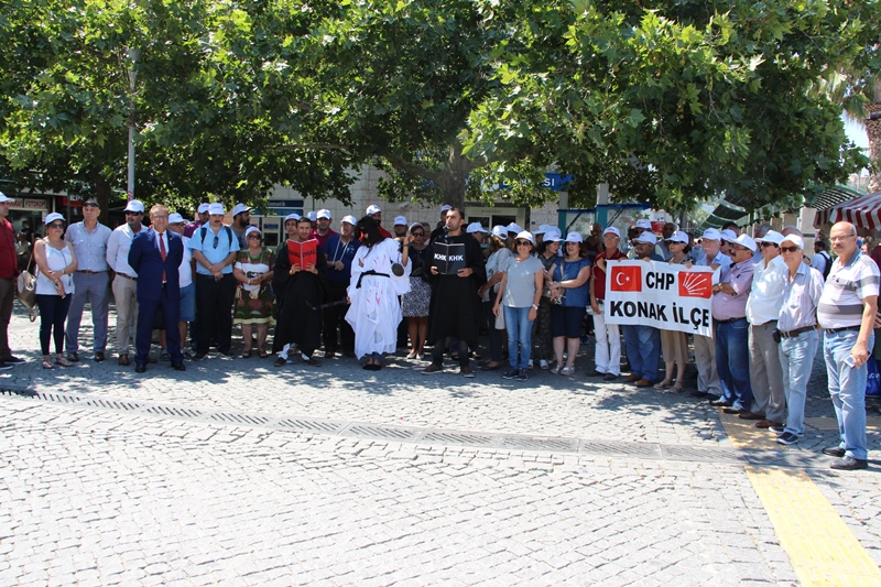 CHP Konak'tan OHAL ve KHK isyanı