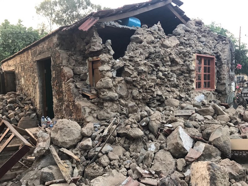 Ege'de 6.3 kabusu
