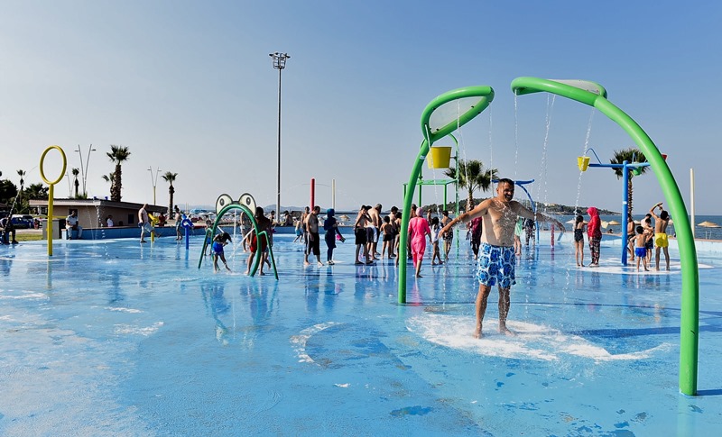 İzmir Körfezi'ne ilk Mavi Bayrak