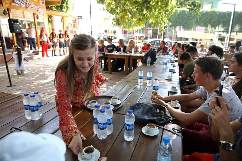 Avrupalı gençler Buca'yı çok sevdi