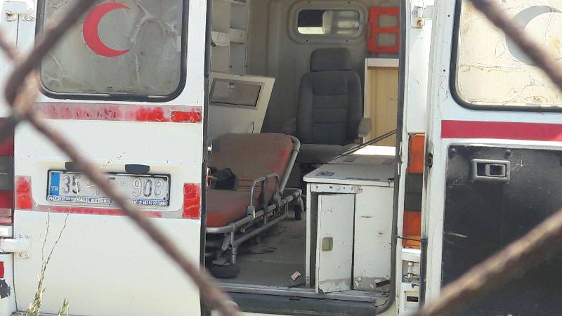 Bayır çürümeye terk edilen ambulansları sordu