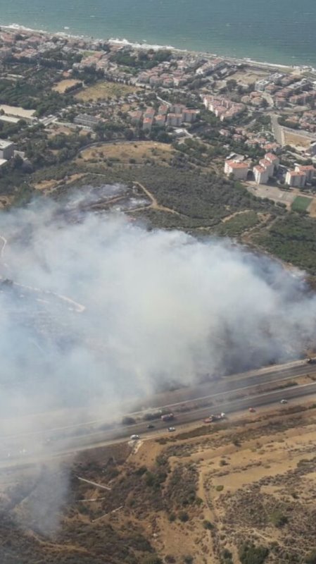 İzmir'de korkutan yangın...