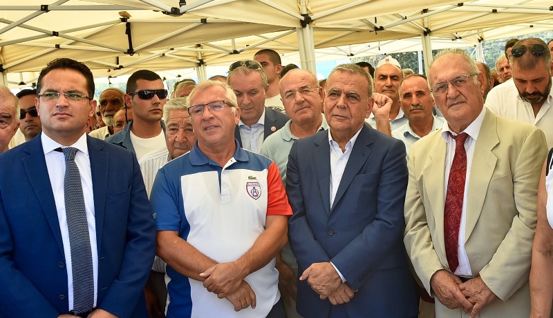 İlk vuruş Başkan'dan