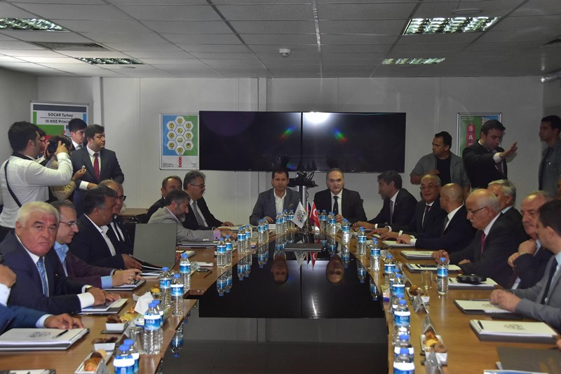 Bakan Özlü 2. gün programına Aliağa'dan başladı