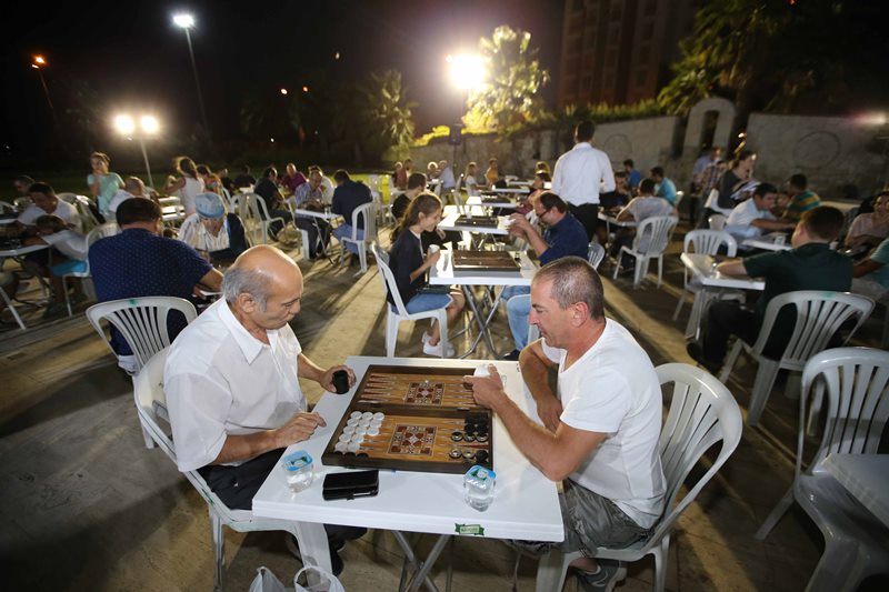 Karşıyakalılar zar attı