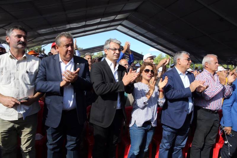 CHP İzmir tam kadro Çanakkale'de