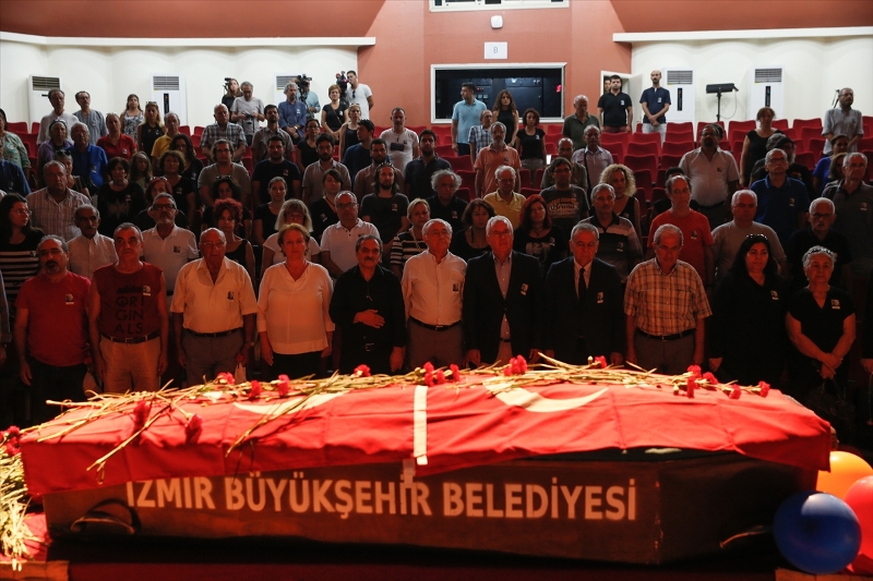 Ustaya hüzünlü veda