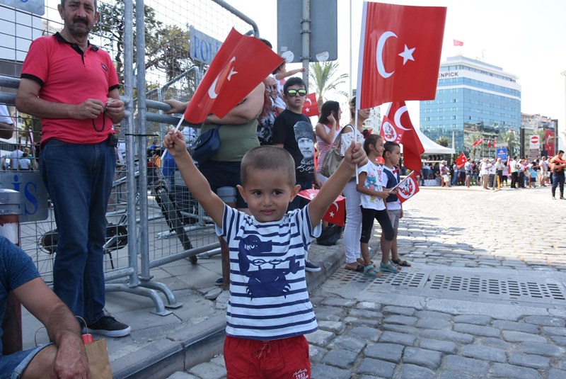 İzmir'de 30 Ağustos coşkusu