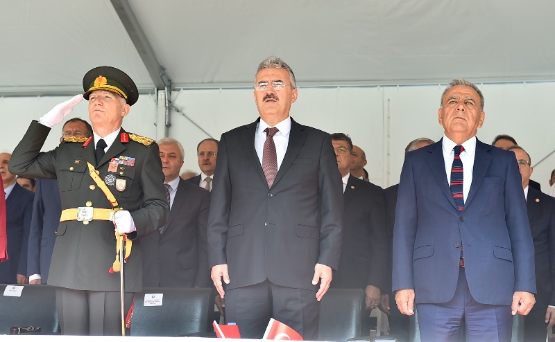 İzmir'de 30 Ağustos coşkusu