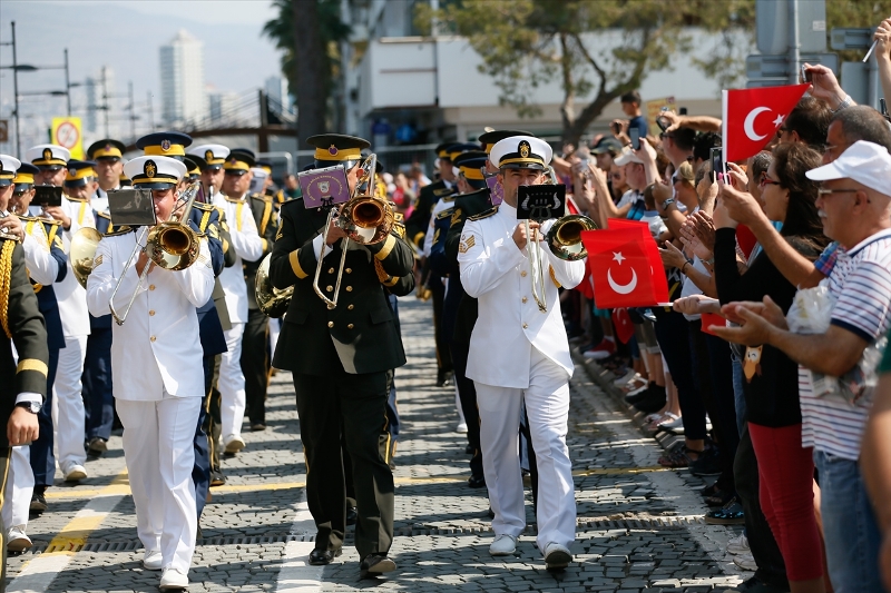 İzmir'de 30 Ağustos coşkusu