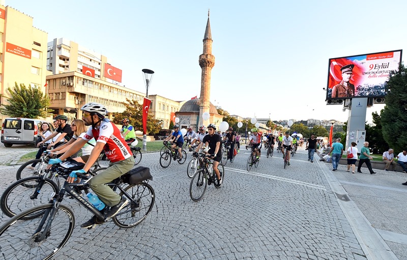 9 Eylül’e pedallı kutlama