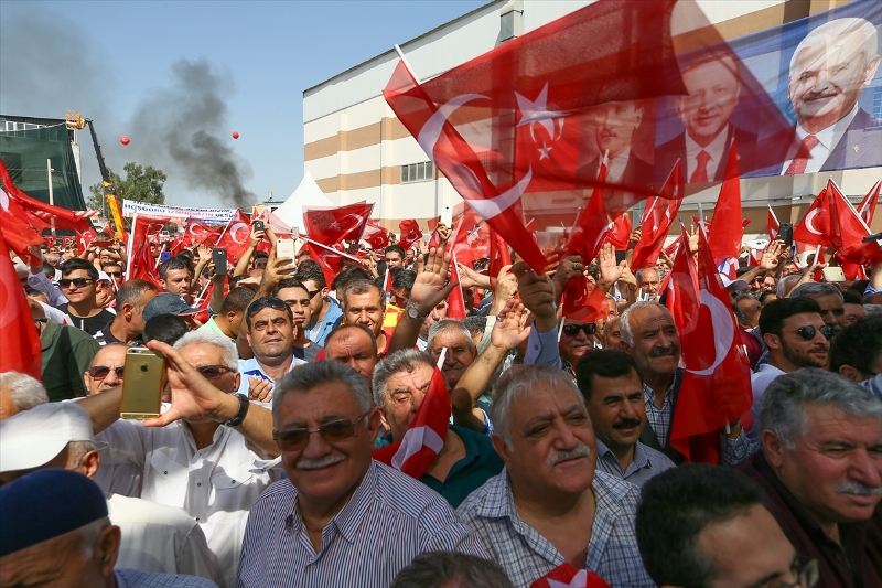 Başbakan 3 yeni stadın temelini attı