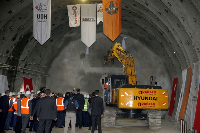 Sabuncubeli Tünelinde ışık göründü