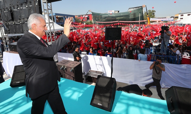 Başbakan 3 yeni stadın temelini attı