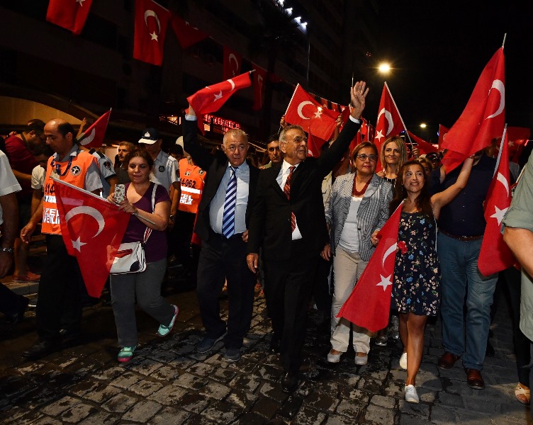 İyi ki doğdun İzmir